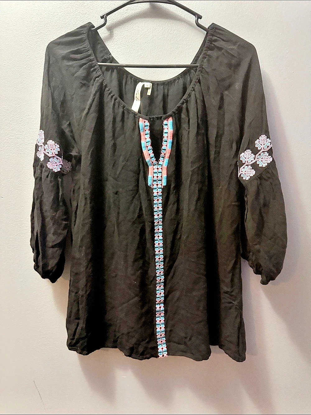 Andree Blue Embroidered Tunic in Black & Pink Size Medium
